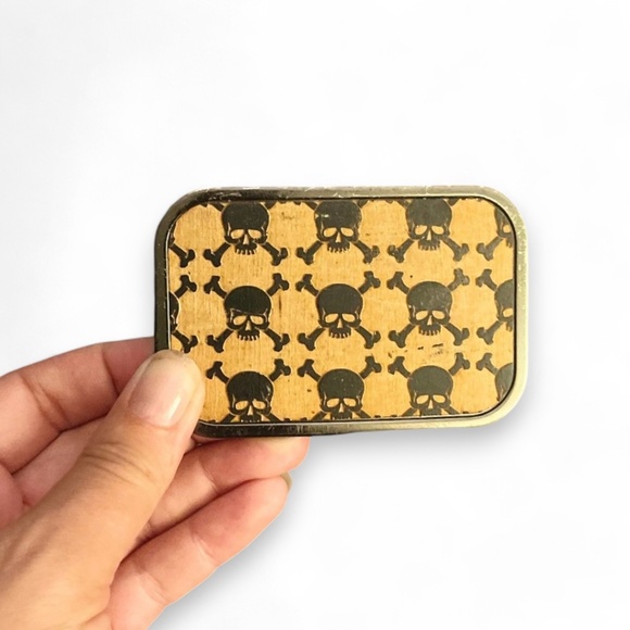 Bamboo Skull & Crossbones Unisex Removable Belt Buckle - Picture 1 of 5